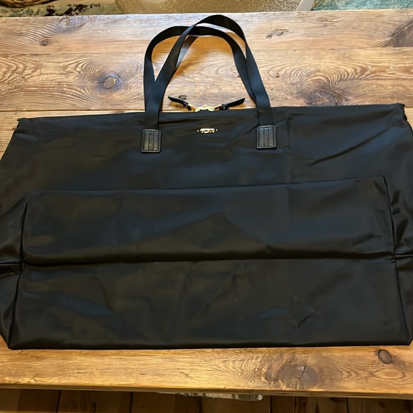 Tumi Black Just in Case Tote - Picture 5 of 10